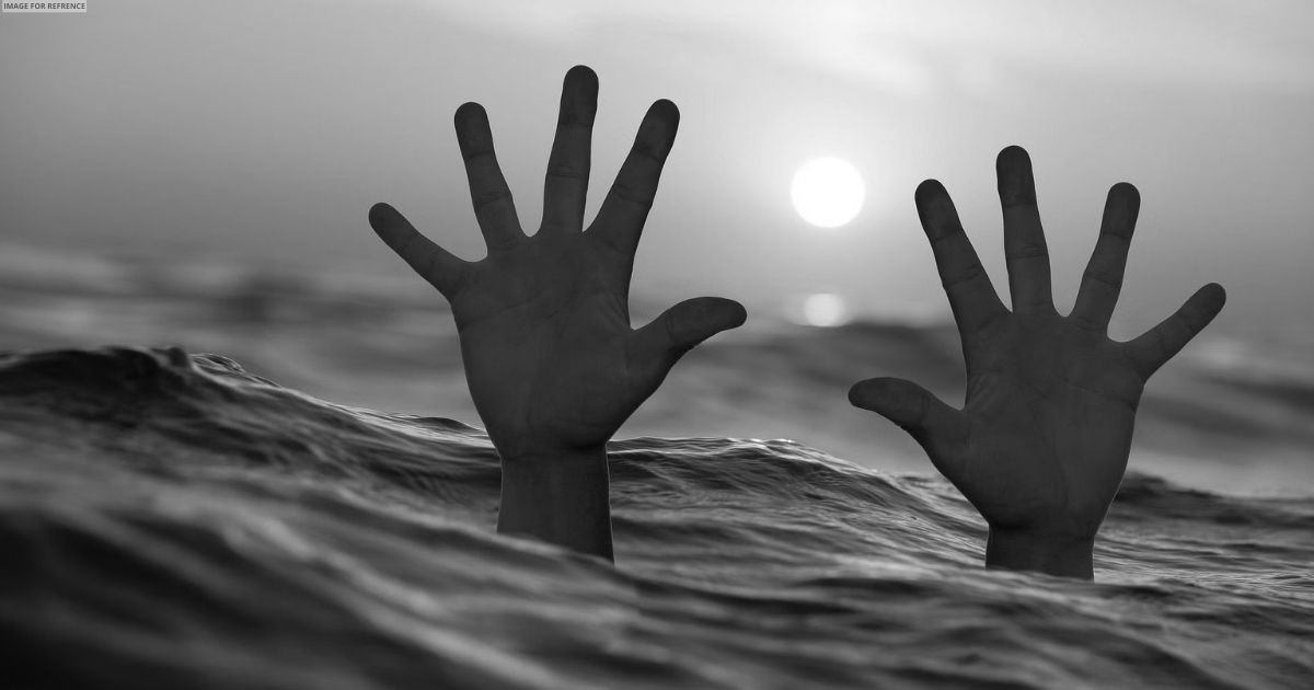 Mumbai: 17-year-old drowns in sea near Mahim, search op underway